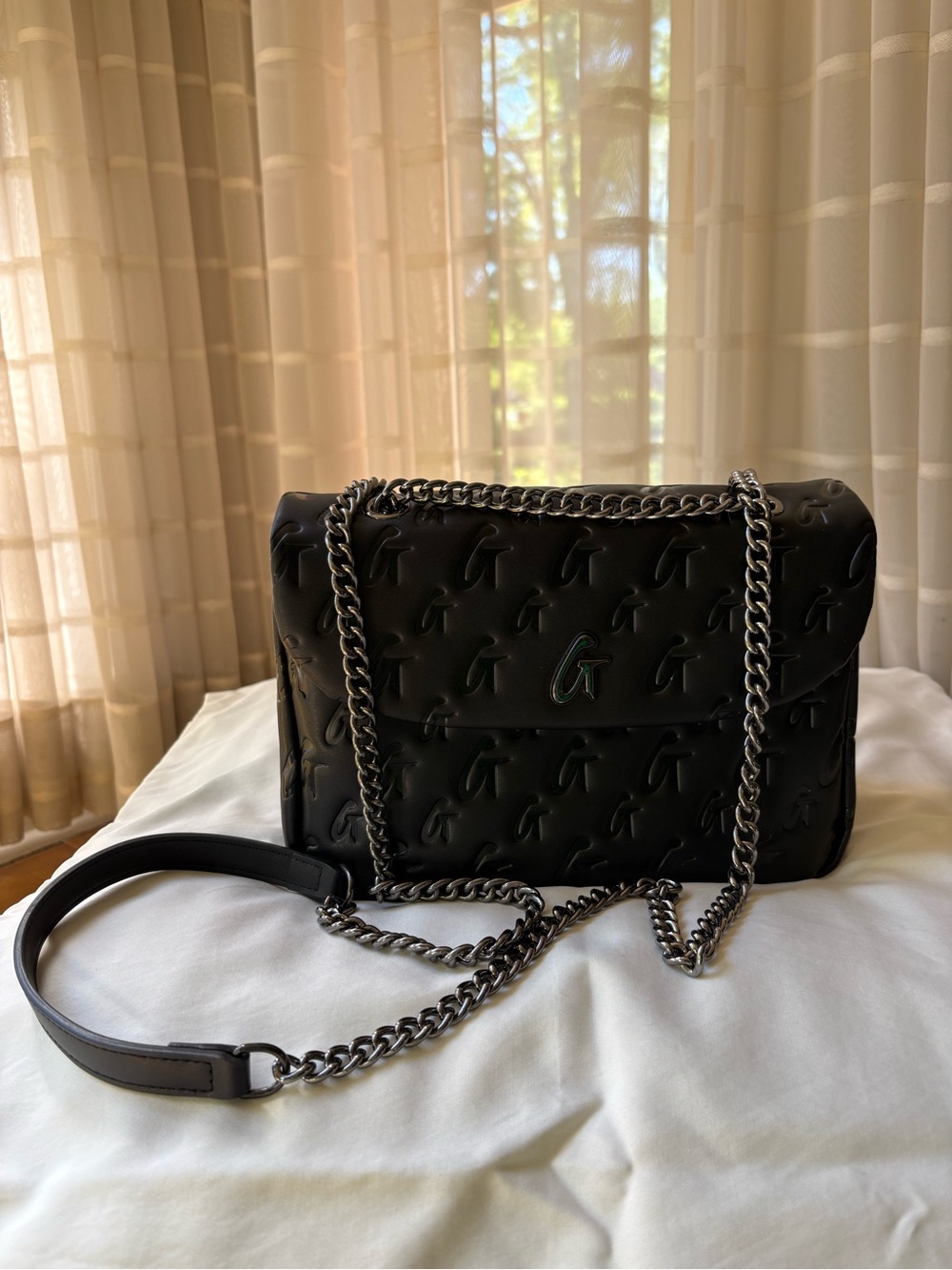 Glam-Aholic Lifestyle - MEDIUM MONOGRAM FLAP BAG - Picture 9 of 10